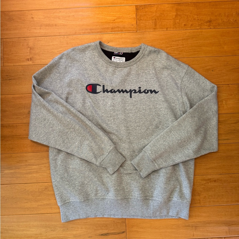 Champion Gray Logo Crewneck Sweatshirt (XL)